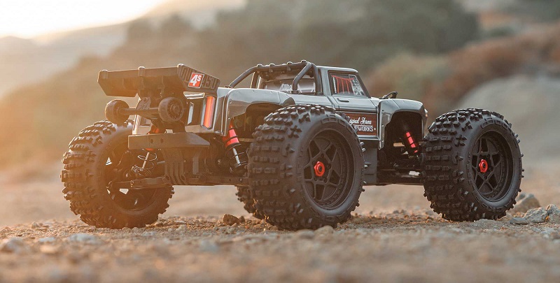 Arrma Outcast 4S V2 BLX 1:10 4WD RTR