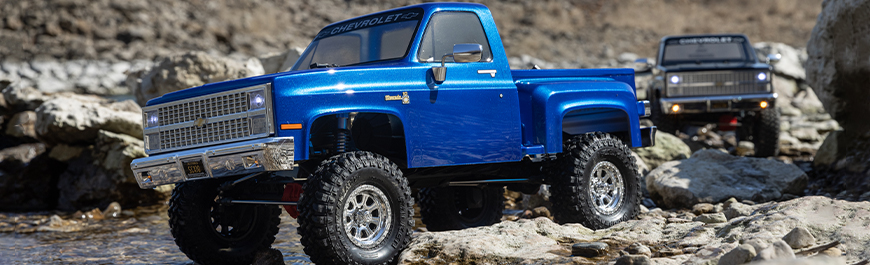 Axial SCX10 III Base Camp 1982 Chevy K10 1:10 4WD RTR