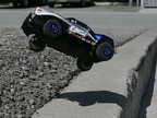 Losi Micro-Short Course BL 1:24 4WD RTR niebieski