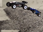 Losi Micro-Truggy 1:24 4WD RTR czarny