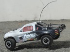 Losi Micro-Short Course 1:24 4WD RTR biało/czerwon